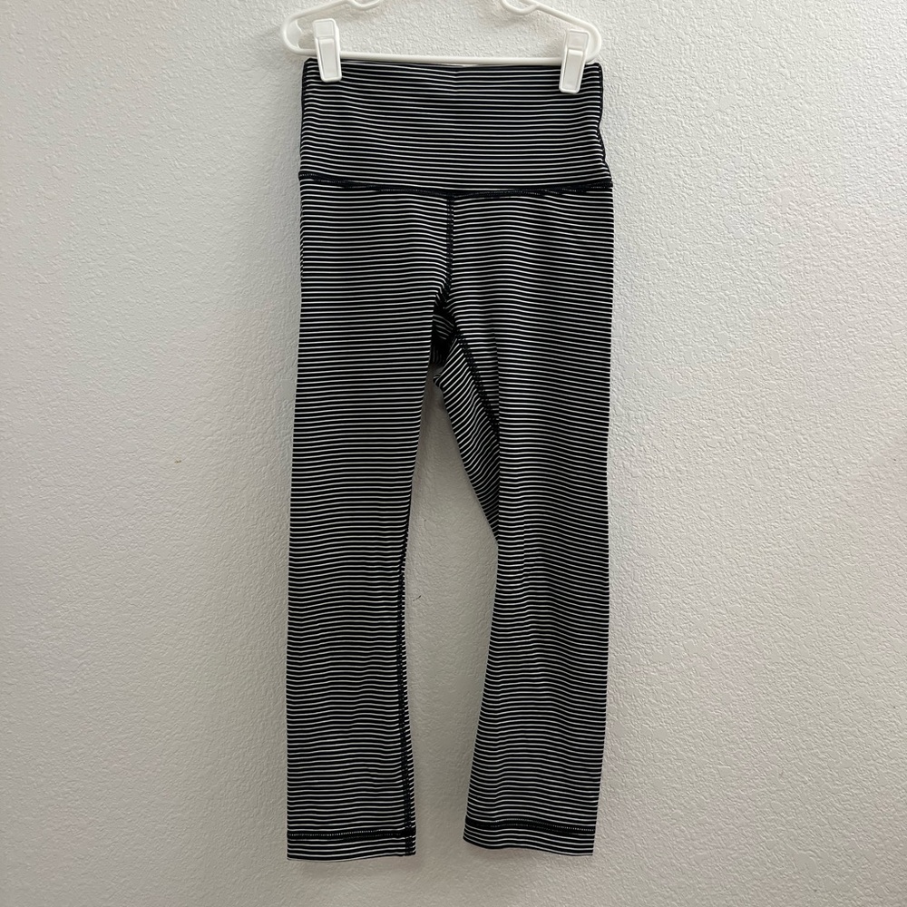 Lululemon — black and white stripe